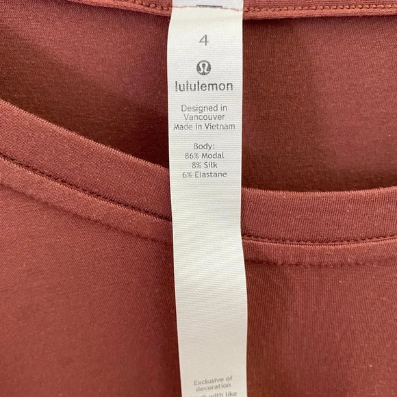 Lululemon Up for Down Time silk bend womens top size 4 - Picture 3 of 5